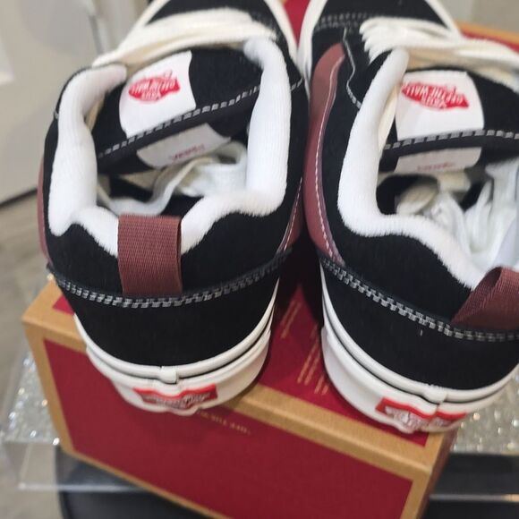 Vans KNU Skool Unisex Suede Shoe- Black/Port Red - Picture 10 of 10